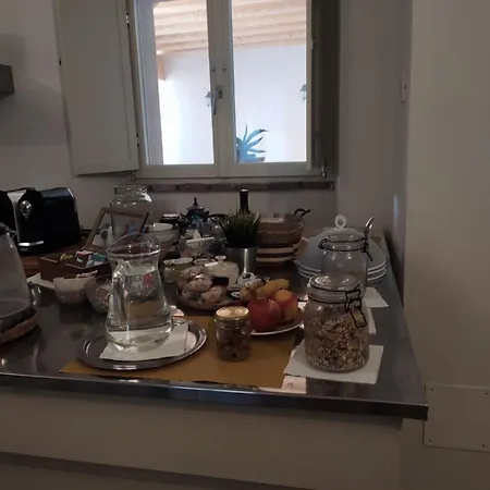 Casa Del Vicolo Bed & Breakfast Ome