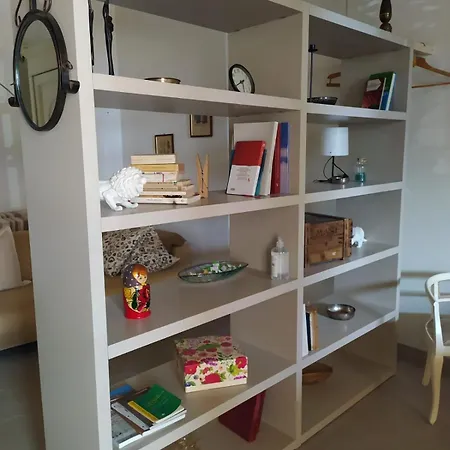 Casa Del Vicolo * Ome