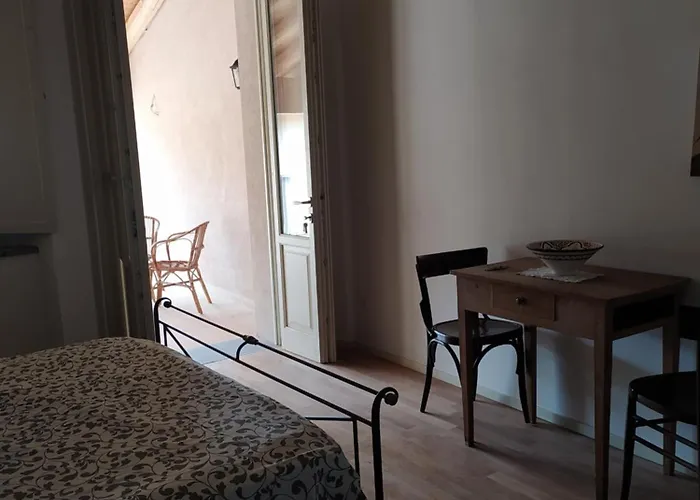 Casa Del Vicolo 3* Ome
