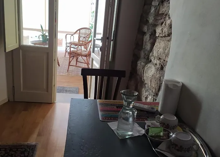 Casa Del Vicolo Bed & Breakfast 3*