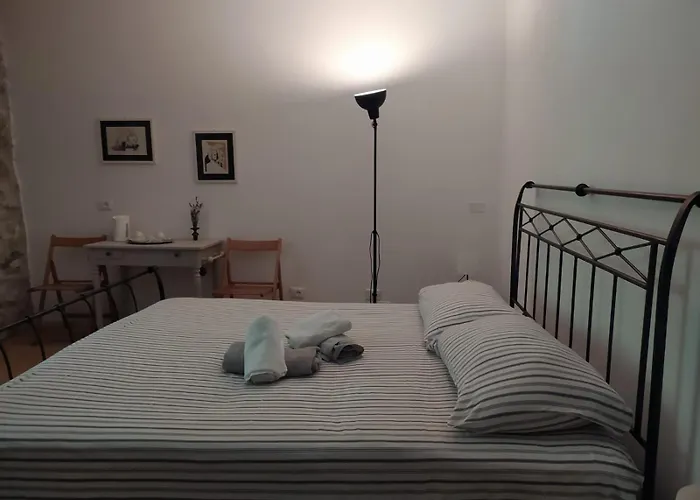 Bed & Breakfast Casa Del Vicolo Ome