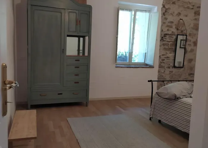 Casa Del Vicolo Ome